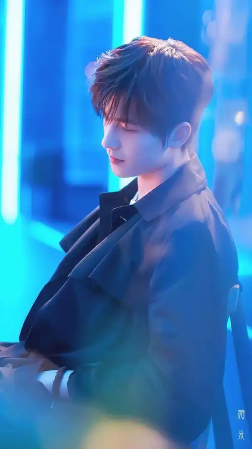 杨洋 帅哥 明星 爱豆 演员 高清 手机壁纸