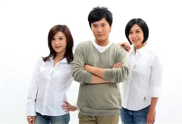 张信哲老婆是谁 早年曾与女粉丝相恋