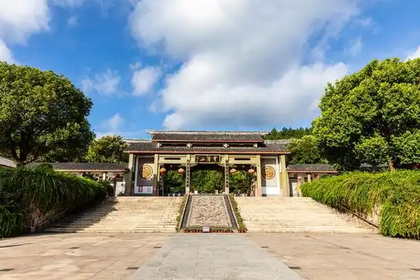 苏州穹窿山景区游玩攻略,感受大自然的魅力!