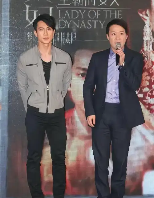 吴尊,黎明,胡歌,郑元畅以及韩庚,他们都是180以上的男星们.