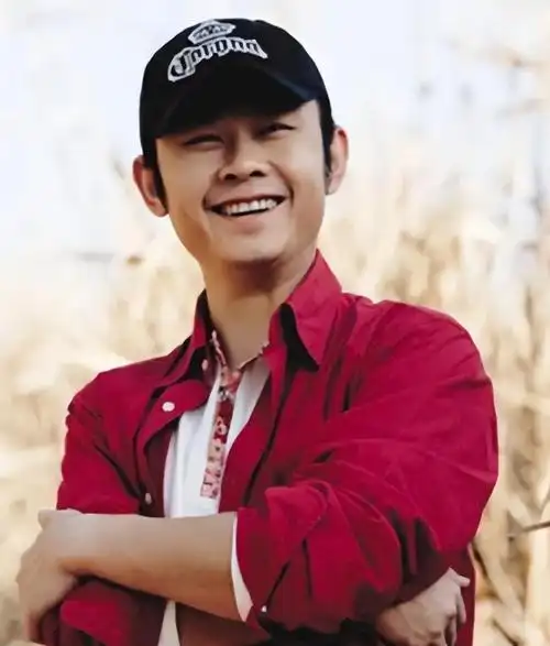 回顾歌手云朵和歌手云飞不是情侣也不是兄妹爸爸妈妈别催婚了