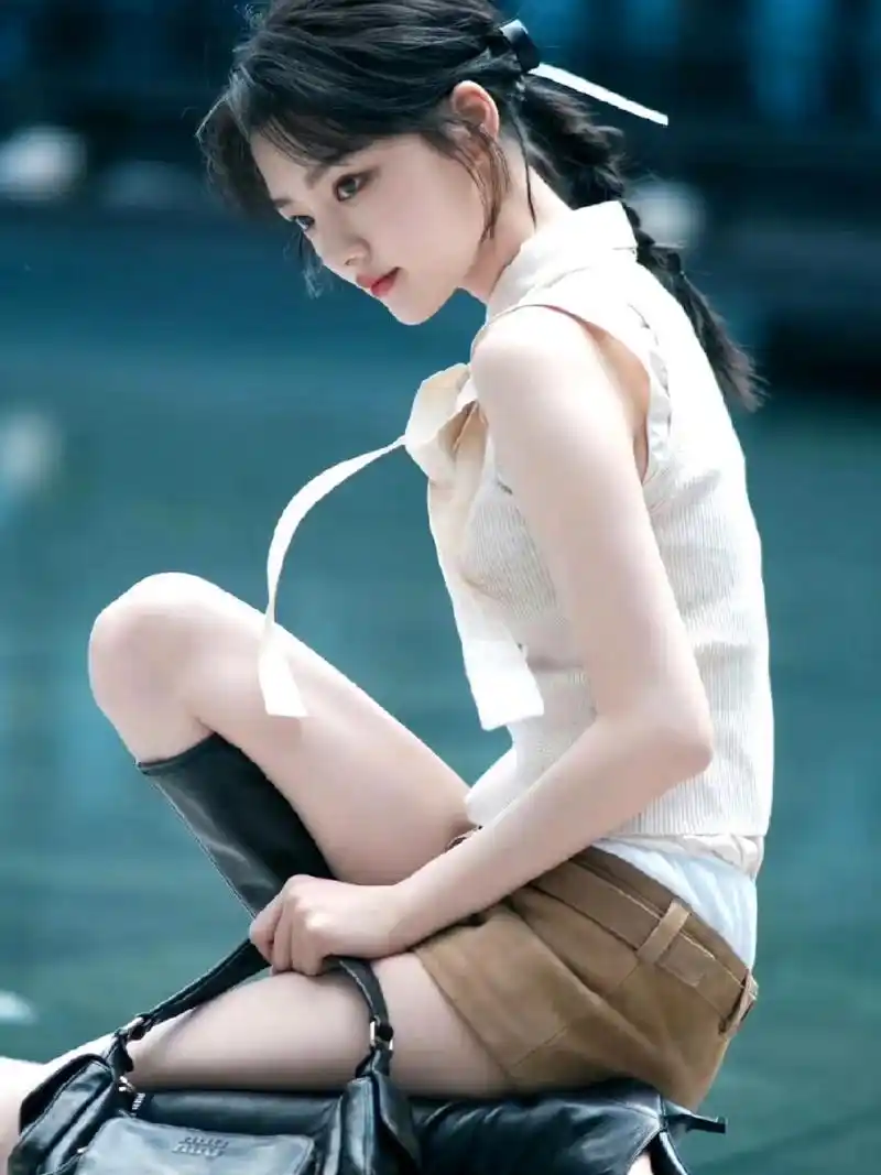 身高168cm,娱乐圈里也算高挑了 #浪漫生活的记录者# #娱乐圈# #女明星