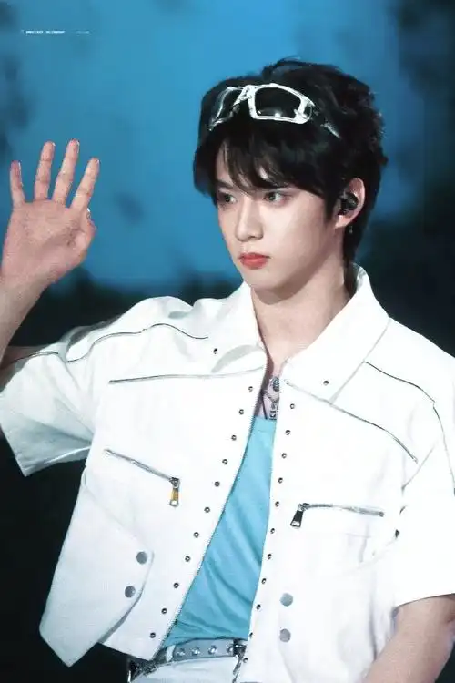 刘耀文舞台##刘耀文神图