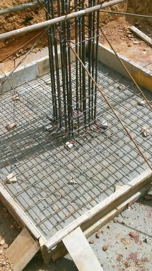 独立柱基础承台钢筋为什么长短不一?