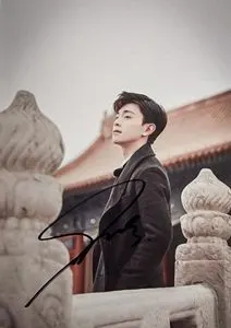 现货包邮 邓伦签名照 同款周边亲笔签名照片 限量剧照珍藏礼物