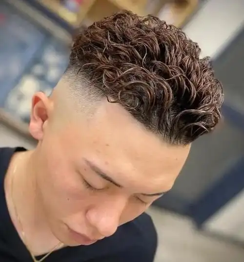 男生烫什么头发好看 时尚帅气日系烫发推荐_男生烫发 - 美发站