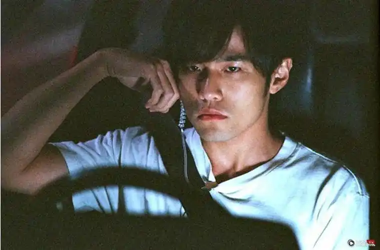 藤原拓海继续由周杰伦饰演.(《头文字d》剧照)