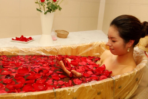 你知道吗?瑶药泡澡妙方可保健瘦身!