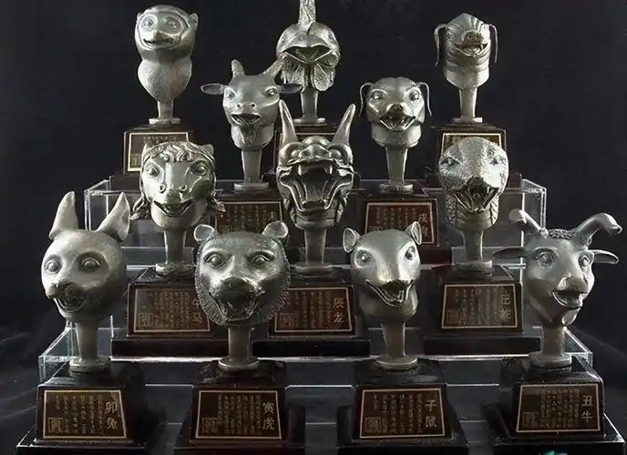 圆明园十二生肖兽首铜像 圆明园文物十二生肖-皮皮百科