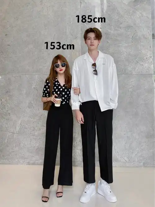 153cm小个子和185cm| 情侣黑白配高级感穿搭_小个