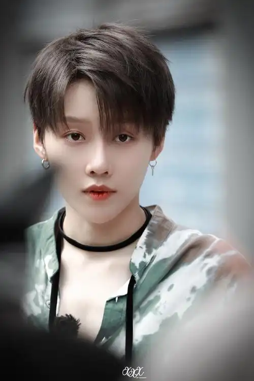 雨昕超话|#刘雨昕打卡吧吃货团#210812打卡吧吃货团路透@the9-刘雨昕