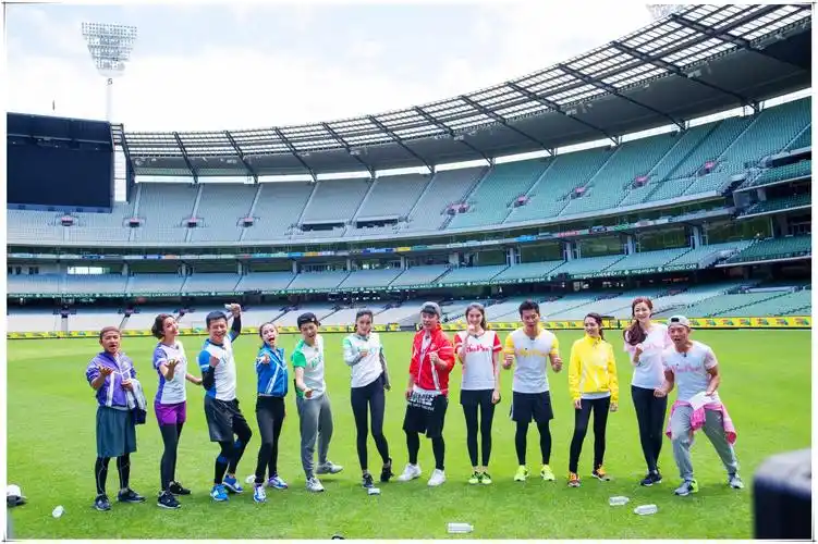 跑男又搞特殊录节目清场被大学生抗议网友多学学男人帮