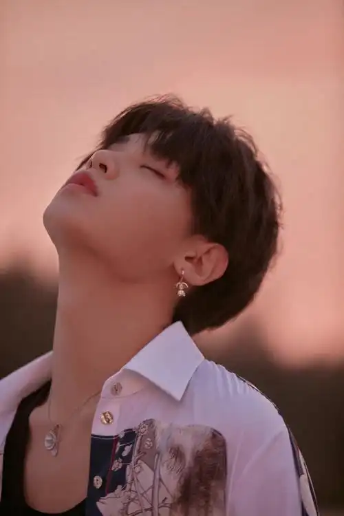 黄明昊闪光时刻