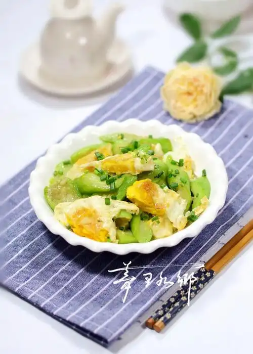 丝瓜炒荷包蛋的做法,丝瓜炒荷包蛋怎么做好吃,丝瓜炒荷包蛋的家常做法