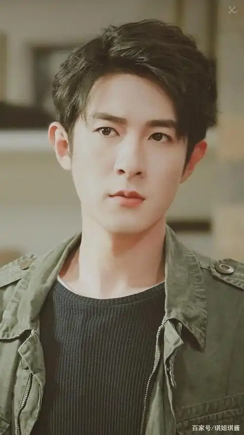 季肖冰,"最不红的北电校草"