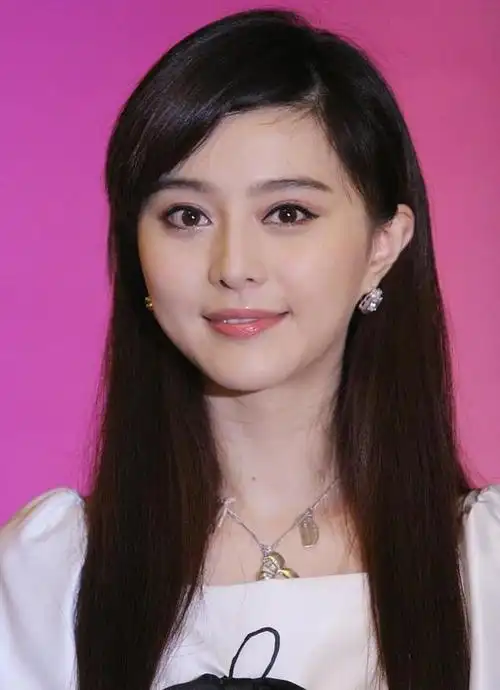 范冰冰为复出下苦功晒健身照似18岁少女38岁瘦出新高度