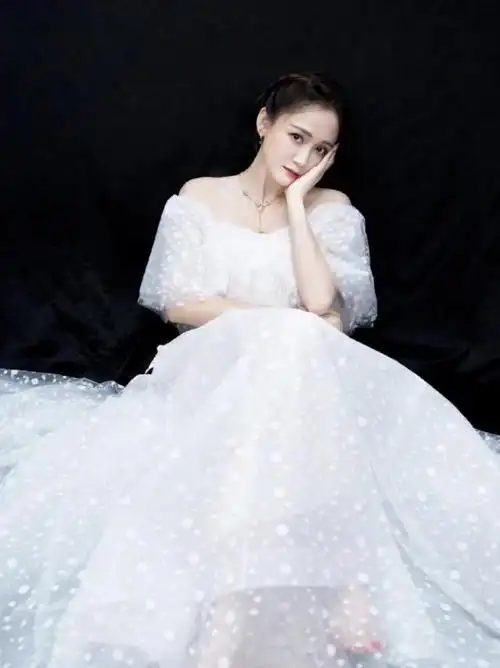 陈乔恩:情断霍建华,43岁嫁给小9岁男友,如今她幸福吗?