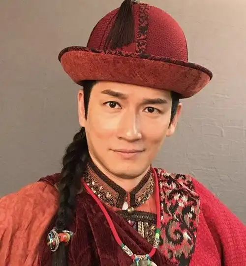 tvb热播剧宫心计2袁文杰帅气登场这个文太医问题相当大