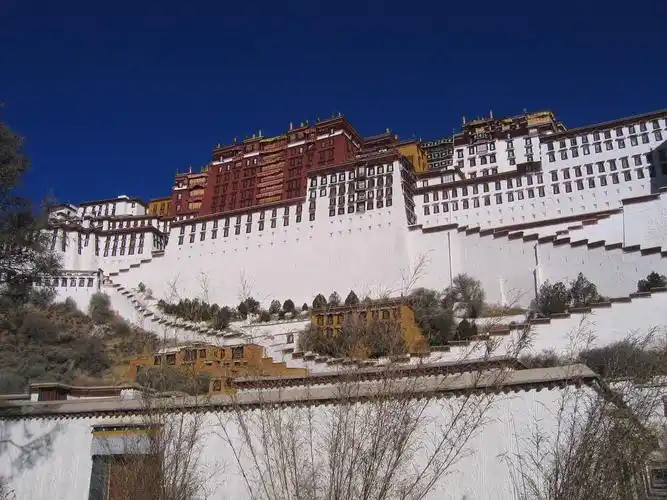 布达拉宫2