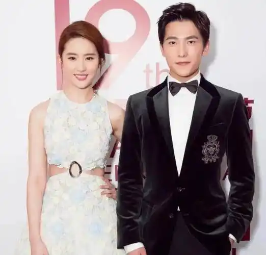 爆杨洋,王楚然已领"结婚证,"并非谣言,多条恋爱细节曝光!