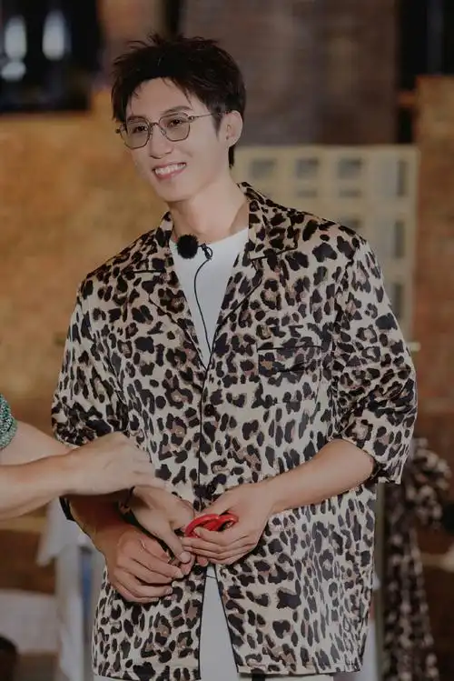 黄景瑜超话#黄景瑜极限挑战##极限挑战#  刚看完,个人认为第八期是本