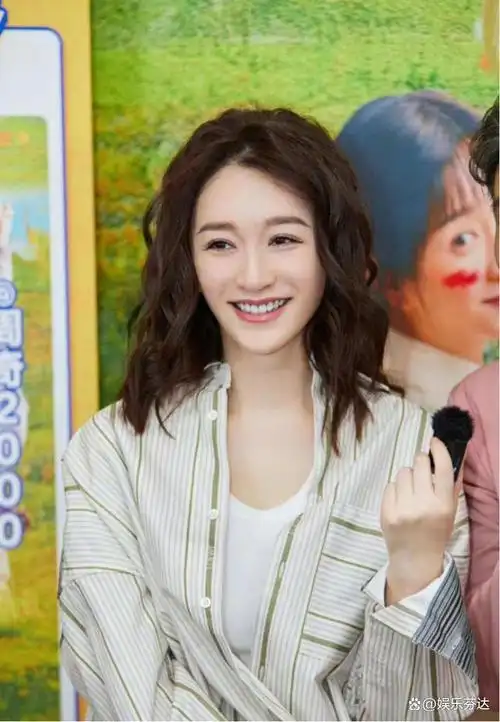 许晴的臀闫妮的腿殷桃的腰这6位中年女星性感起来太迷人