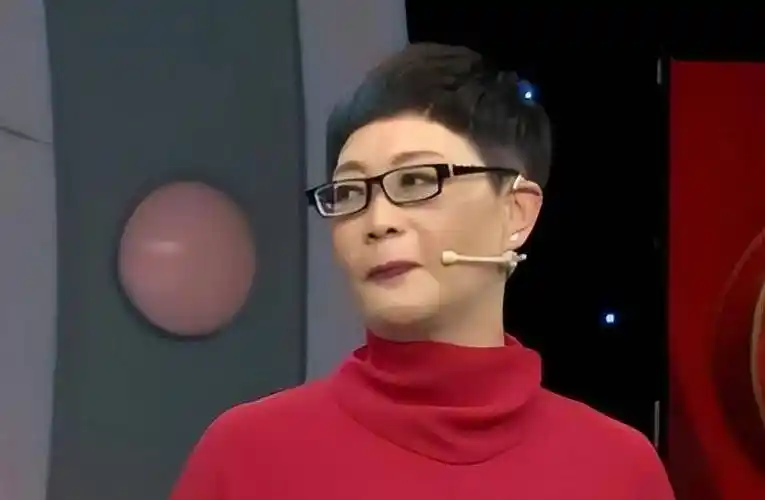 小品女王杨蕾:被离婚毁掉的好演员,前夫却转身娶了郭德纲师娘_戴志诚
