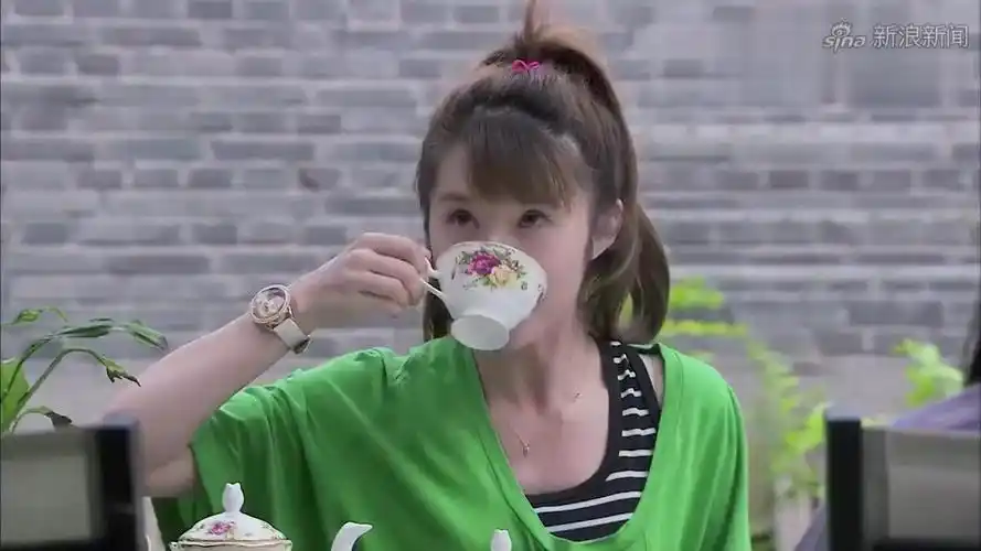 我的体育老师:富二代挽回女友,谁知半路杀出个追求者,直接完了