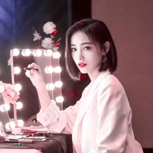 微信头像许佳琪