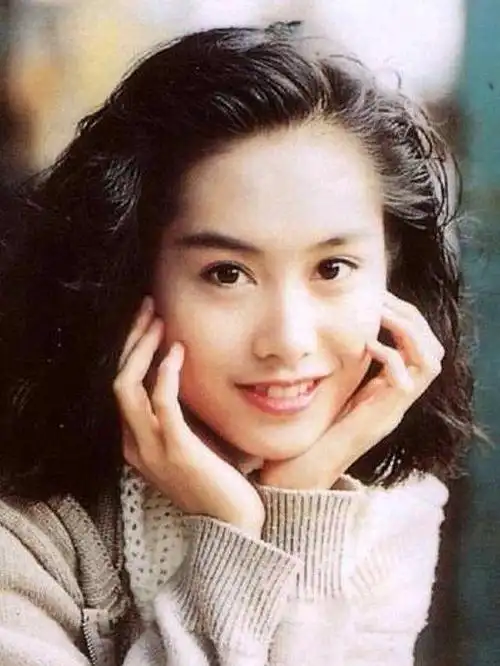 朱茵年轻的时候朱茵年轻的时候朱茵年轻的时候网友留言道:"各有千秋