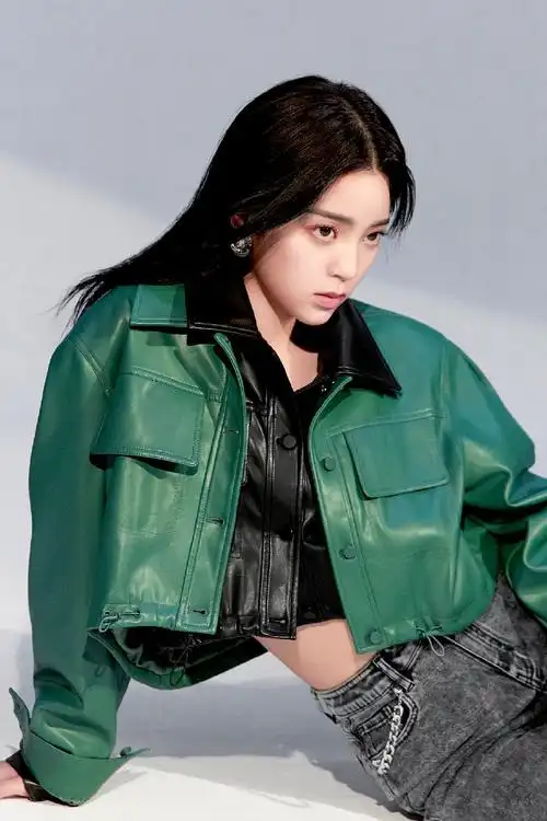 欧阳娜娜太平鸟代言人##free like a peacebird