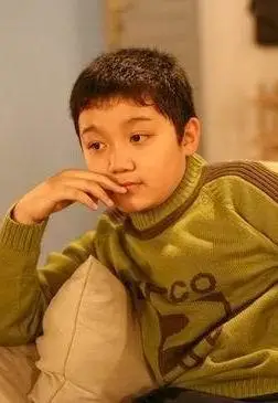 尤浩然饰夏雨精彩剧照>>点击看更多剧照动态追踪评论:《家有儿女》让