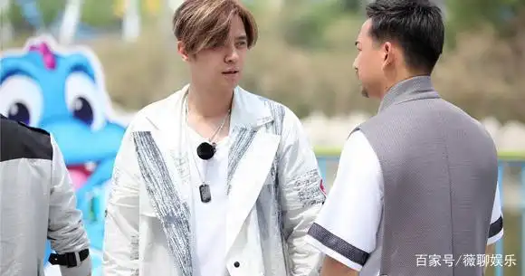 黄磊更新动态只字未提罗志祥,谁知是这样,男人帮关系欲破裂?