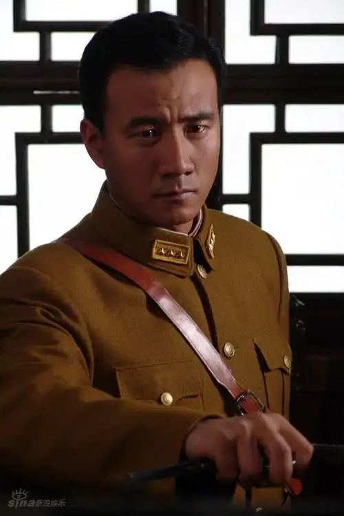 图文:胡军诠释张学良的十个经典表情-霸气