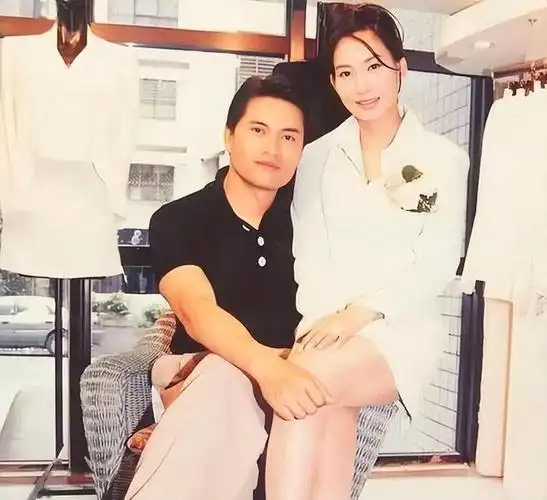 回顾一婚娶周海媚二婚娶邝美云三婚娶亿万富婆吕良伟到底凭啥