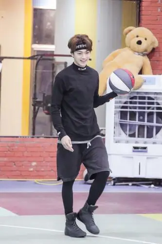 易烊千玺字体今天要开心啊