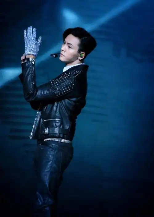 2022陈伟霆重庆演唱会门票价格是多少在哪买票