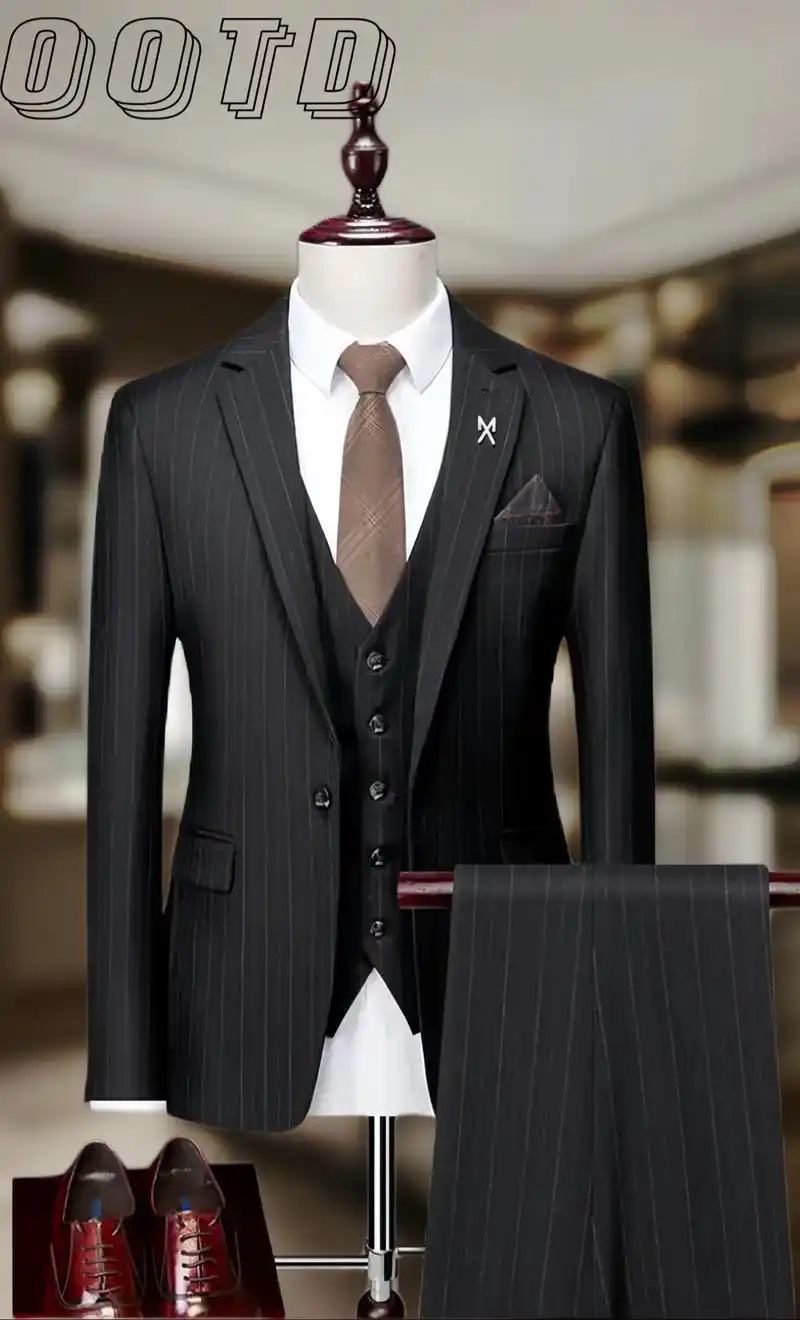 仿佛拥有着天生的高贵血统,穿上西装,每个男人都可以霸气侧漏,自信