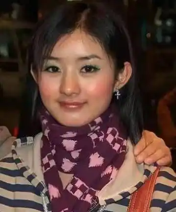 赵丽颖和贾玲撕上热搜这瓜看得我一身冷汗