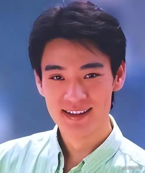 娶过郝蕾,爱过殷桃,没想到38岁又娶了年轻的她!