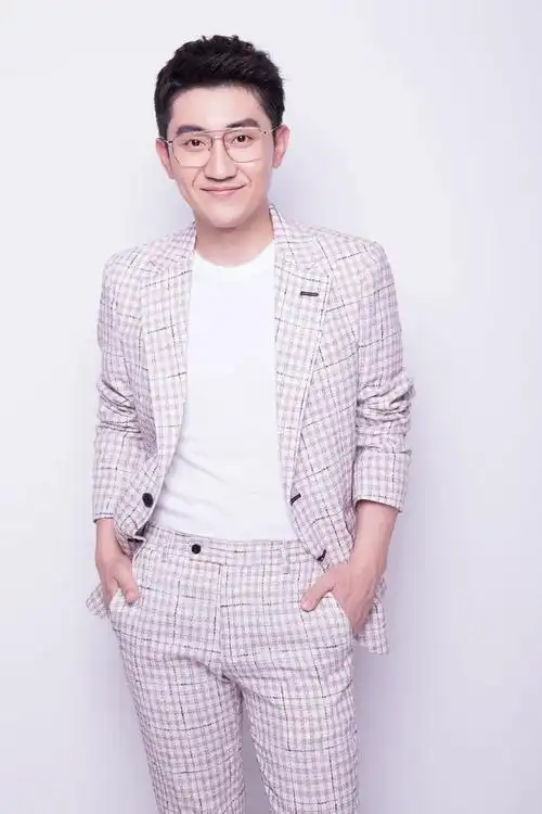 华语歌星金志文将空降宜昌,演出门票免费送!