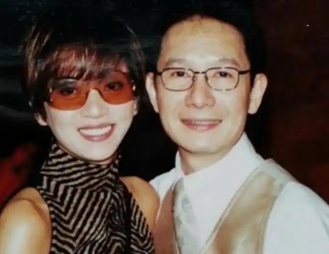 刘培基受访谈梅艳芳感触深直言来世别再见两人感情胜似亲兄妹