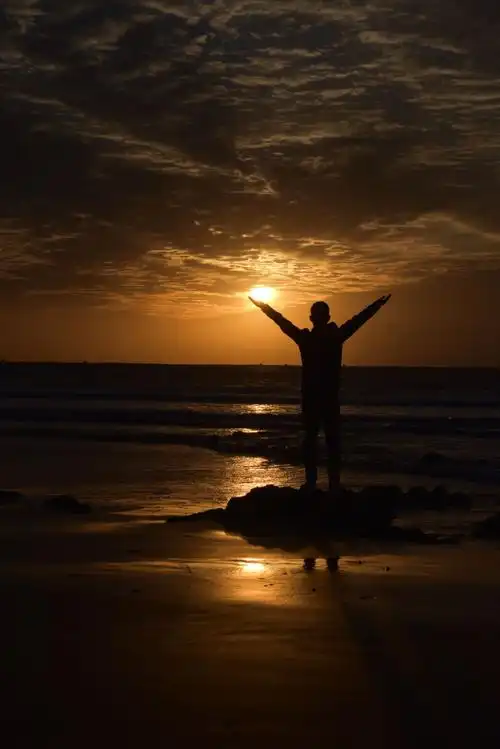 旭日东升!拥抱大海!