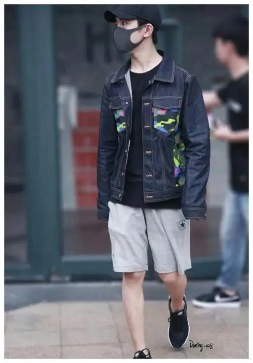 tfboys都喜欢晒腿毛王俊凯的成熟王源的诱惑千玺的好妖娆