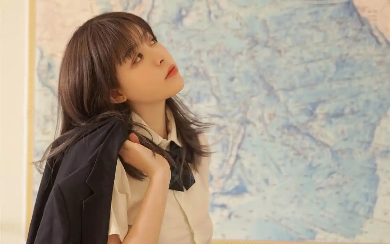 教室美女性感制服写真桌面壁纸高清大图预览1920x1200_美女壁纸下载