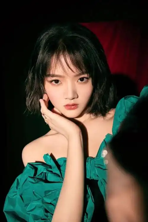 中国最美女明星00后(公认最美女明星前十名)-天晟网