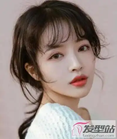 发际线高剪什么刘海 这几款刘海修颜又减龄_发型站_最新流行发型设计
