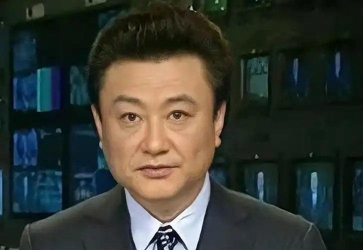 2004年王宁被评为中央人民广播电视台"中国之声"最受欢迎主持人,之后