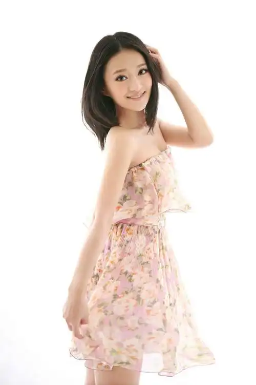 刘凯菲时尚写真 - 民风民俗 - 静水深流