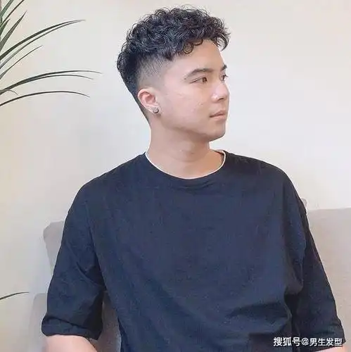 第3款:两边铲烫发